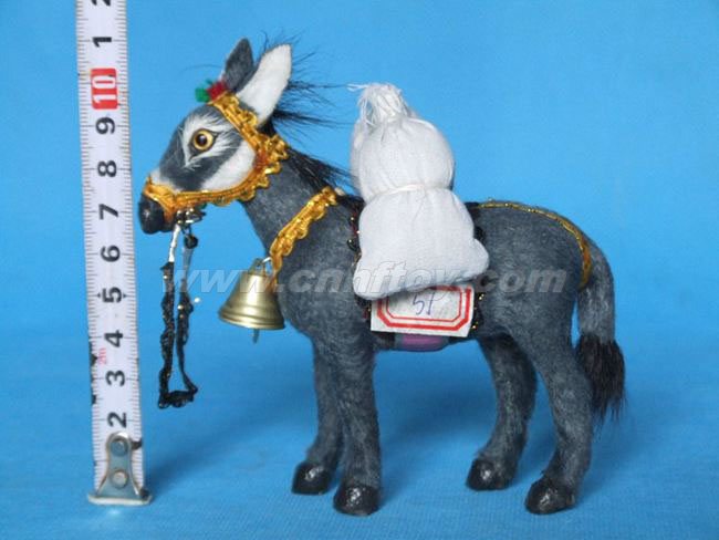 皮毛玩(wán)具驢：LV019義烏楚傑工藝品有限公司