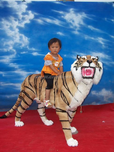 大(dà)型動物(wù)：DX032義烏楚傑工藝品有限公司