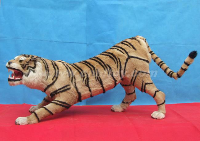 大(dà)型動物(wù)：Q042義烏楚傑工藝品有限公司