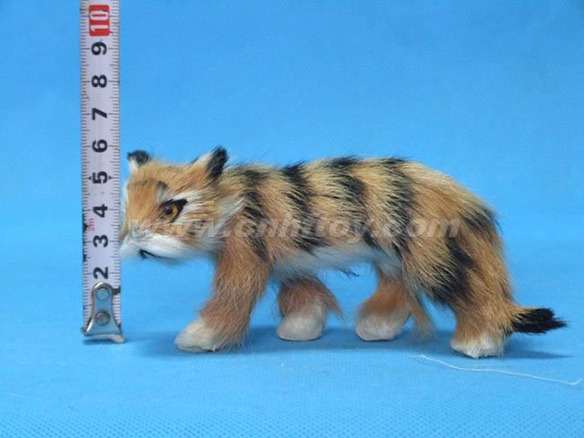 皮毛玩(wán)具虎：H039義烏楚傑工藝品有限公司